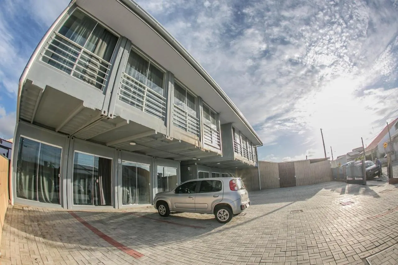 Disponivel Virada - Estúdios e suítes com piscina, ar, wifi e estacionamento - BRUNO KLEMTZ - Casa Olinda Porto Belo