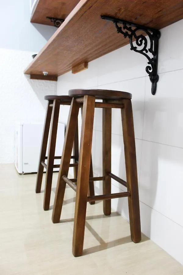 Disponivel Virada - Estúdios e suítes com piscina, ar, wifi e estacionamento - BRUNO KLEMTZ - Casa Olinda Porto Belo